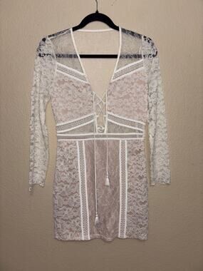 Express ivory/white floral lace long-sleeve bodycon mini dre